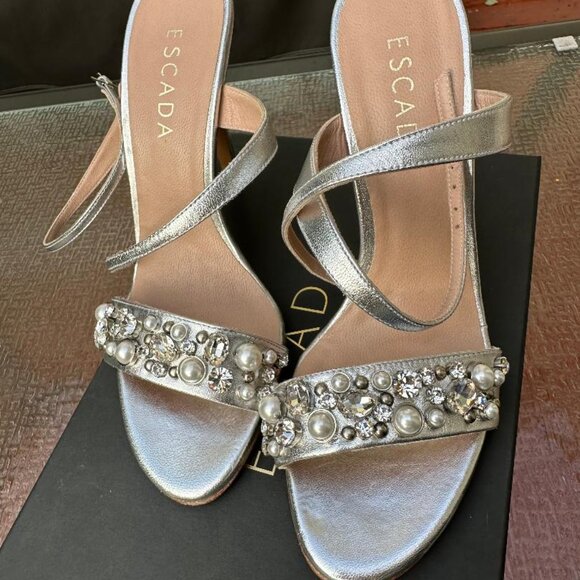 NIB Escada Jeweled Glitter Sandal Euro 40/US 9.5, Made in Spain